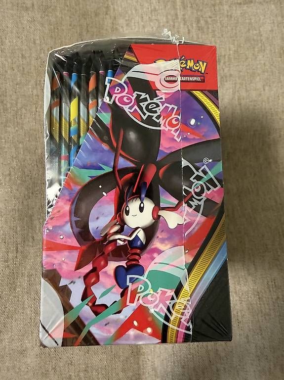 Cartes à collectionner: Wachsendes Chaos Display  – D'occasion à Emmen par kat_ltp2 2