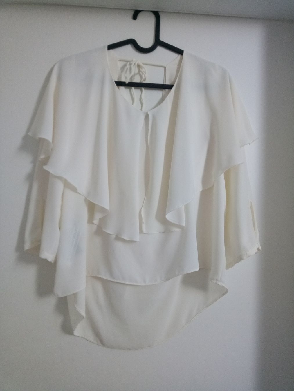Zara Blusen: Bluse Beige Grösse M Zara Basic Collection – Gebraucht aus Volketswil von Car1