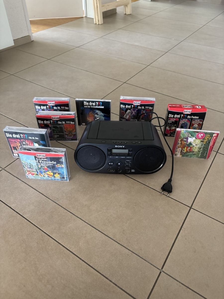 Sony Sistemi audio & multimediali: Sony CD Player+ Hörspiel CDs – Usato da Meilen venduto da ChiefWiggum