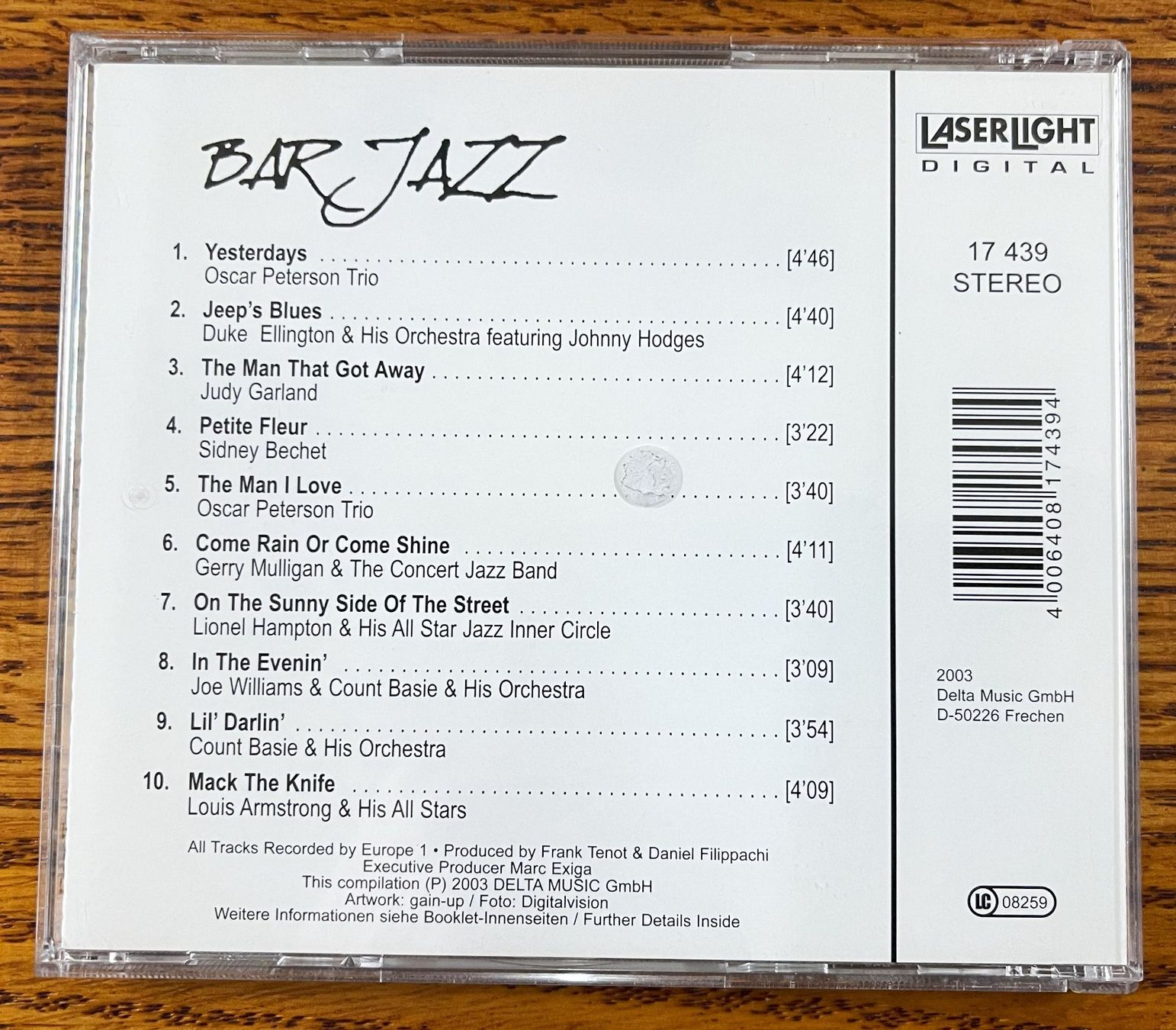CD: BAR JAZZ CD – Usato da Oftringen venduto da Vucki 1