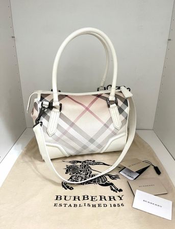 Burberry Handtasche Nova Pop Weiss mit Staubbeutel