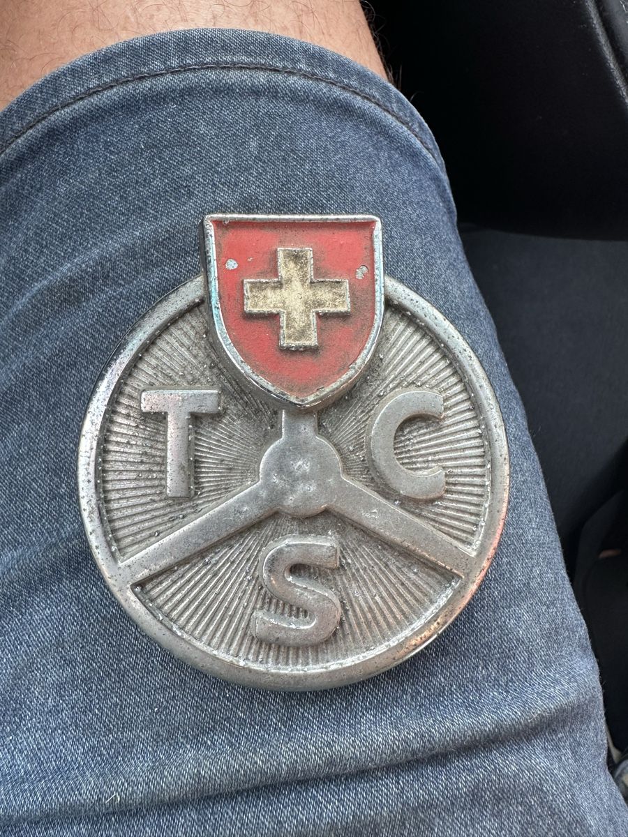 TCS Placchette & Badge: Altes TCS Autoemblem – Usato da Starrkirch-Wil venduto da charlywatson