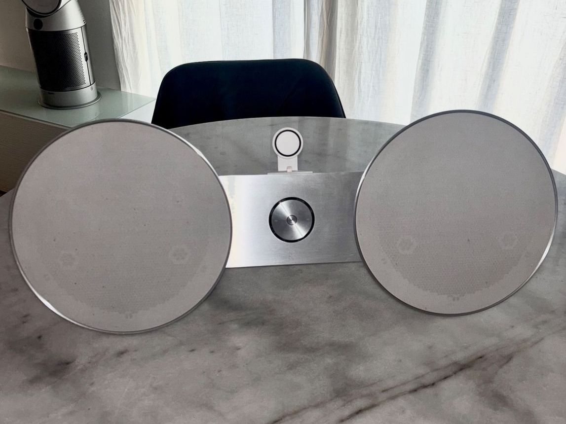 Bang & Olufsen Casse acustiche: Bang & Olufsen Beoplay A8 Lautsprecher – Usato da Mols venduto da armanwalensee
