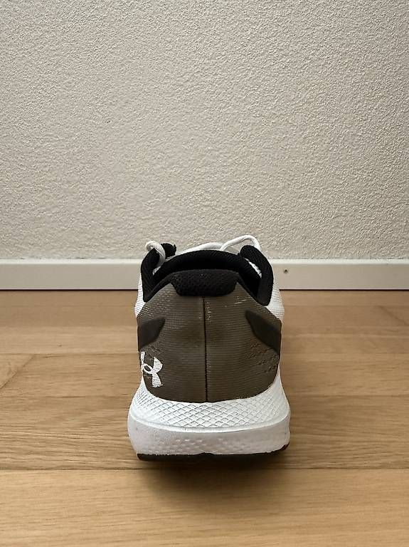 Scarpe da uomo: Under Armour Running – Usato da Dietikon venduto da AgathaJ 1