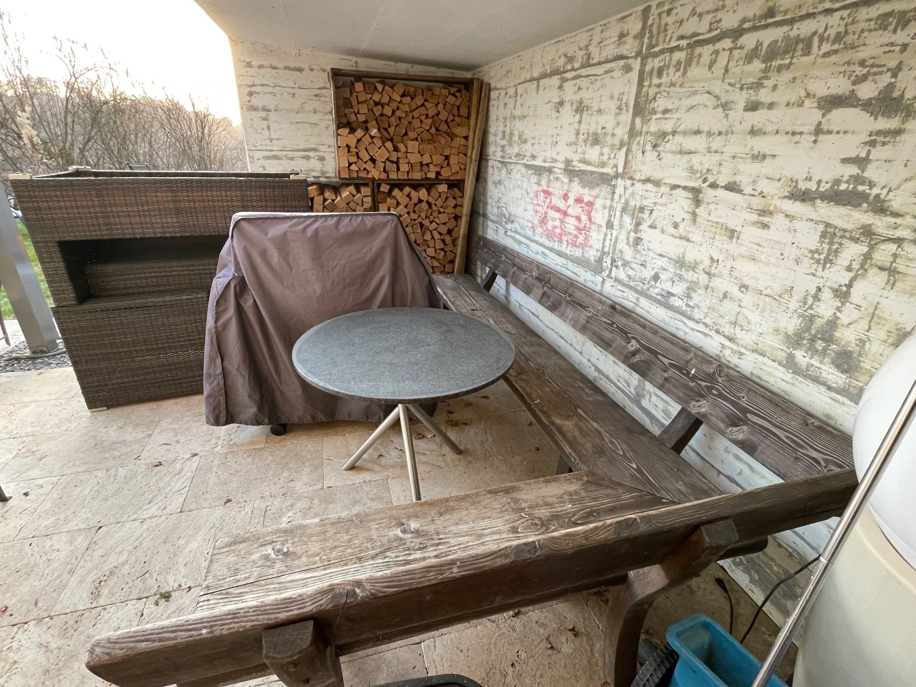 Bänke: Eckbank aus Holz – Gebraucht aus Wiler b. Seedorf von Kiriaki_ 2
