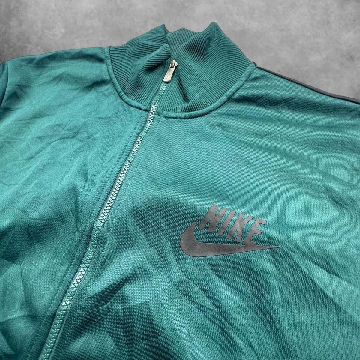Nike Giacche: Nike green jacket – Usato da Erlinsbach SO venduto da TogaResell 1