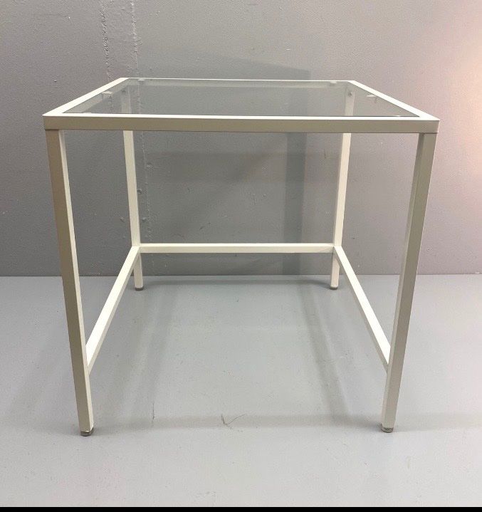 Ikea Tavoli: Beistelltisch IKEA weiss – Usato da Zürich venduto da AnnaCh 1