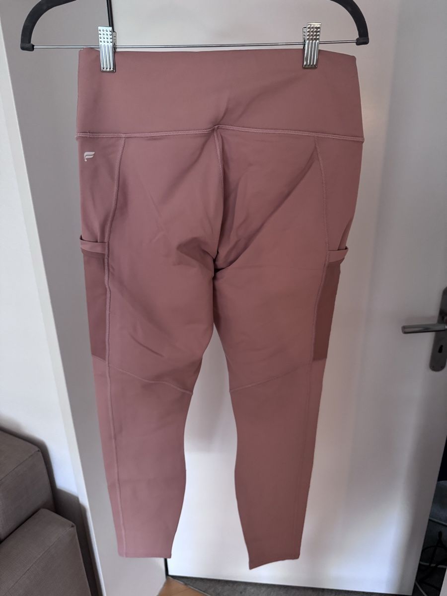 Leggings: Fabletics Leggings On-The-Go size L – Nuovo e nell'imballaggio originale da Horgen venduto da kay_5xnb 2
