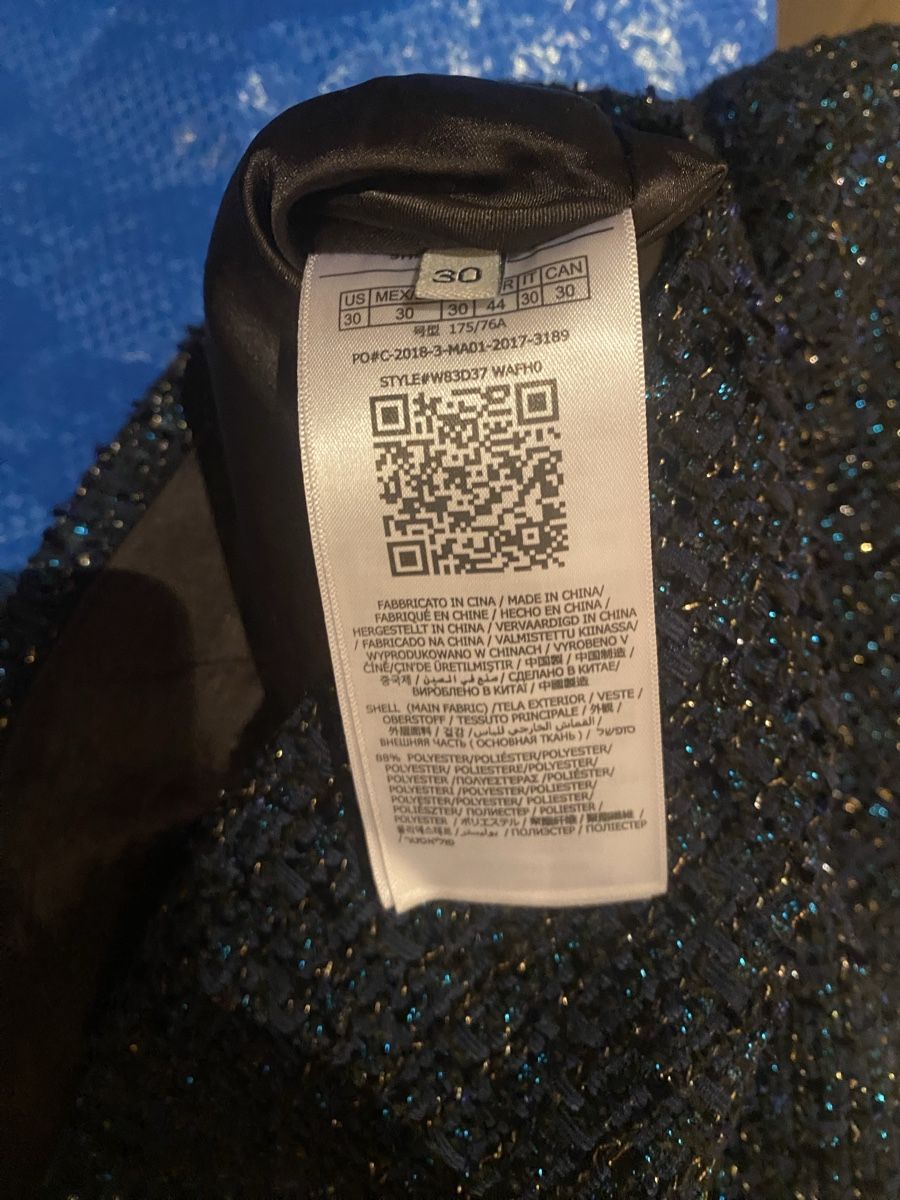 Guess Jupes: Jupe Guess – Neuf (Voir description) à Gland par Rolinette 3