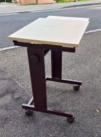 Vintage SIS Beistelltisch / Laptoptisch auf Rollen