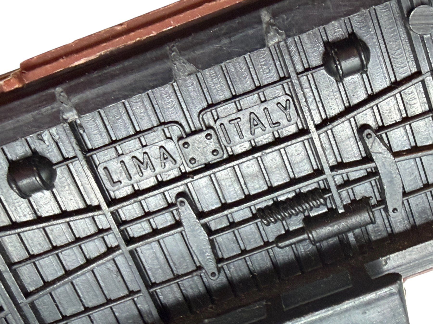 Lima Modellini di ferrovie: Lot de 5 wagons de marchandise LIMA H0 – Usato da Morges venduto da deco.vintage 8