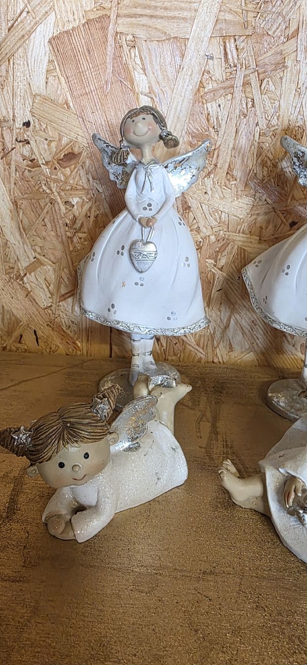 Tutte le decorazioni: 4 Engelsfiguren  – Usato da Kaufdorf venduto da Nati-Nati 2