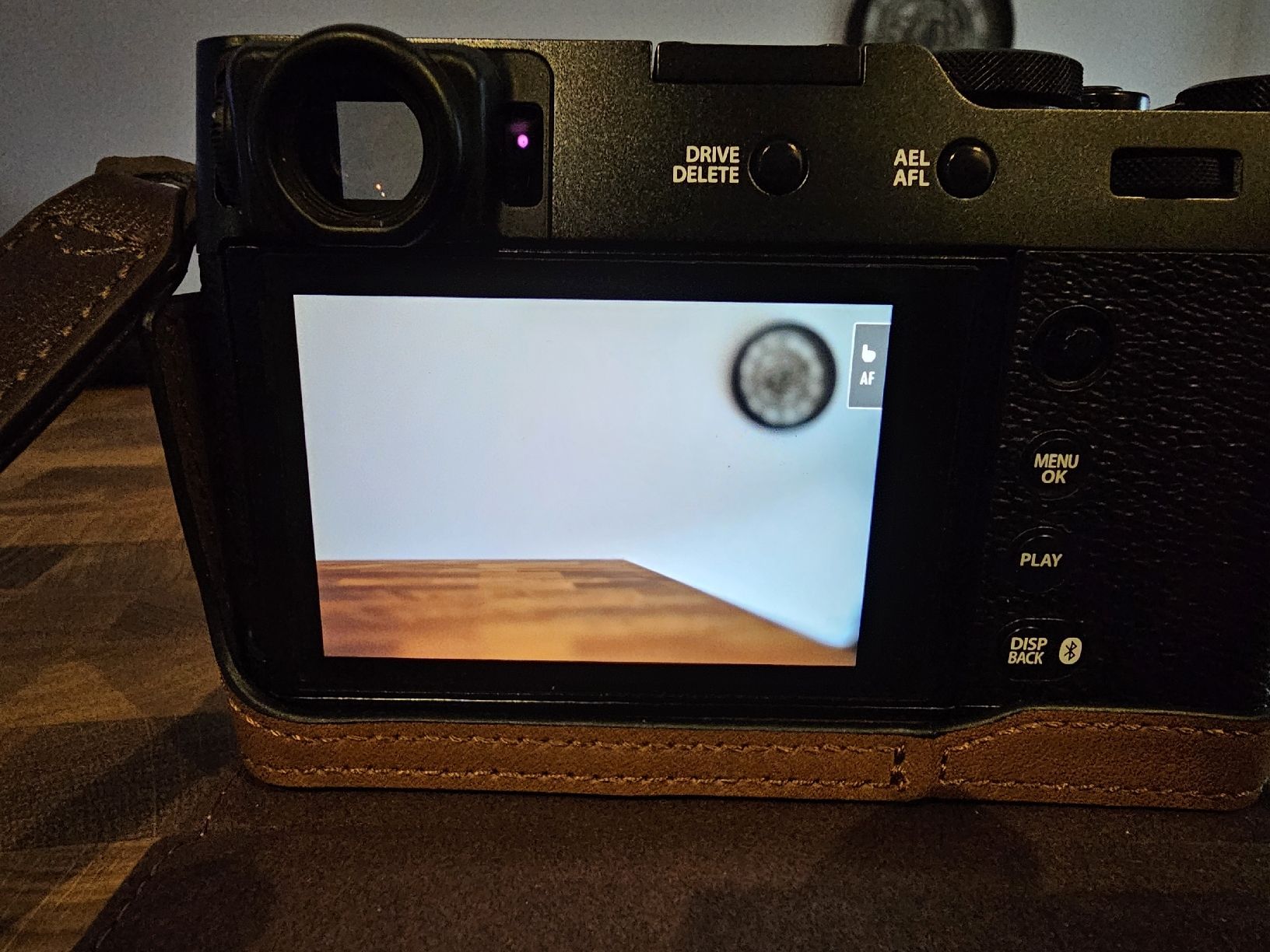 Fujifilm Fotocamera: Fujifilm X100VI - Shutter count : 300 – Nuovo (secondo la descrizione) da Le Sentier venduto da lau_2pxp 7