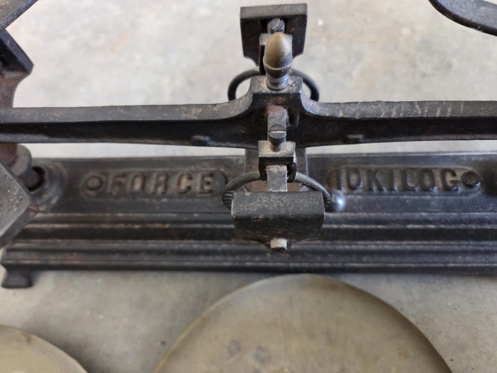 Bilance e pesi: Ancienne balance Roberval – Usato da Payerne venduto da Kyoko75 4