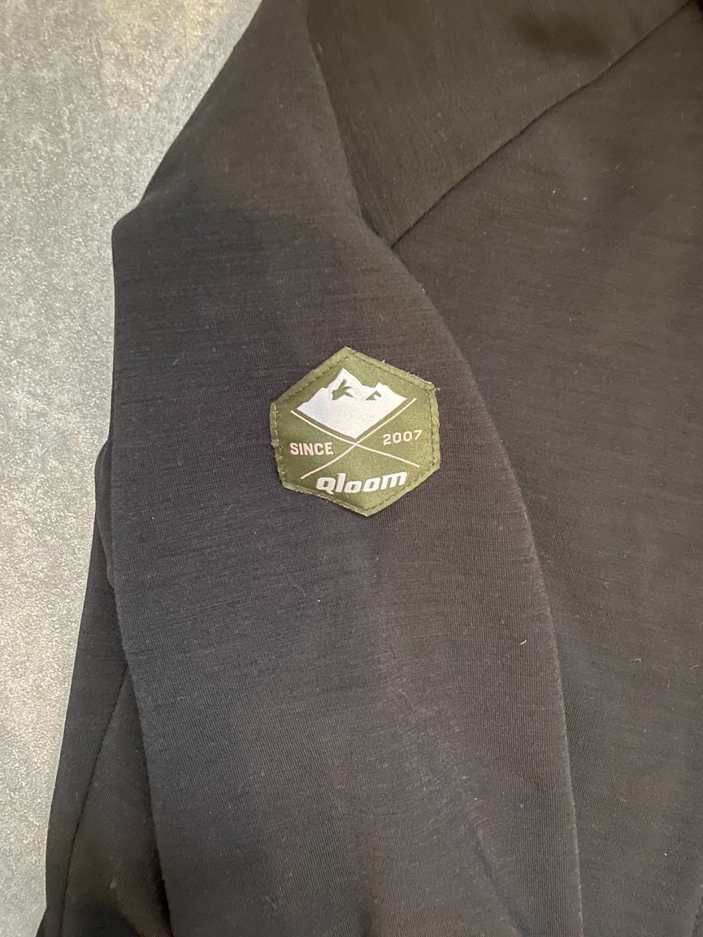 Qloom Vestes: Softshelljacke von Qloom, schwarz, Grösse S – Neuf (Voir description) à Neftenbach par RIB123456 4