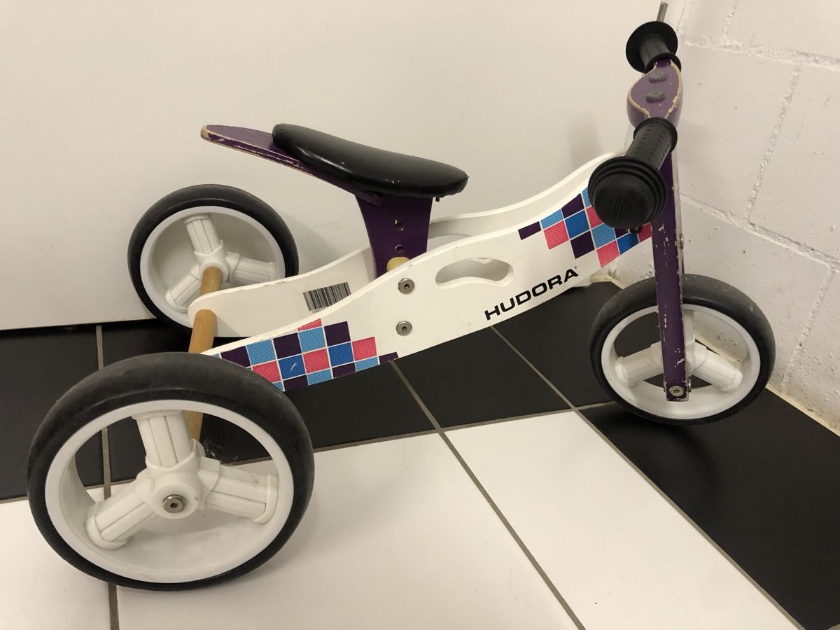 Veicoli per bambini: Hudora Laufrad / Dreirad – Usato da Dottikon venduto da da_k8yy 2