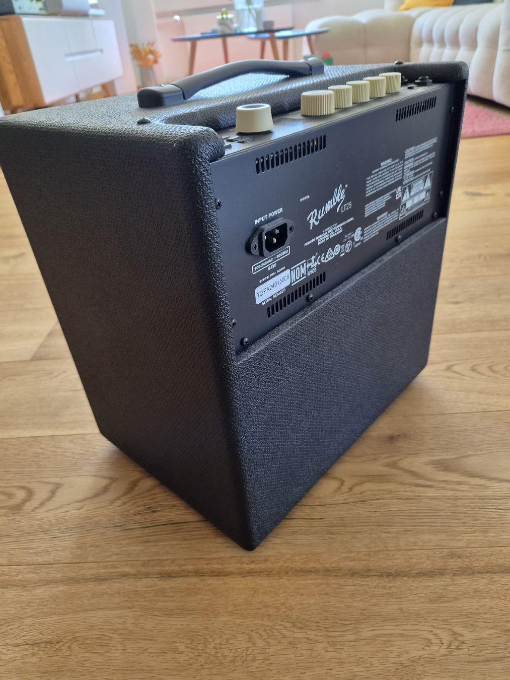 Fender Amplificatori: Ampli Basse Fender LT25 – Usato da Chêne-Bourg venduto da tyraelx 2