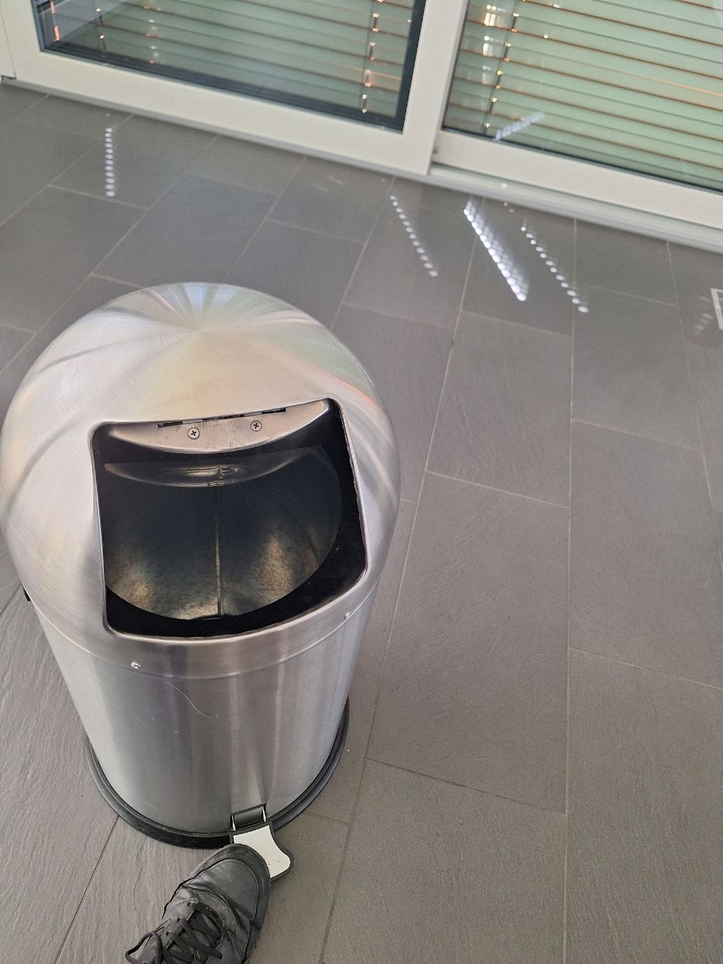Abfalleimer: Abfalleimer  – Gebraucht aus Aesch BL von minu65 1