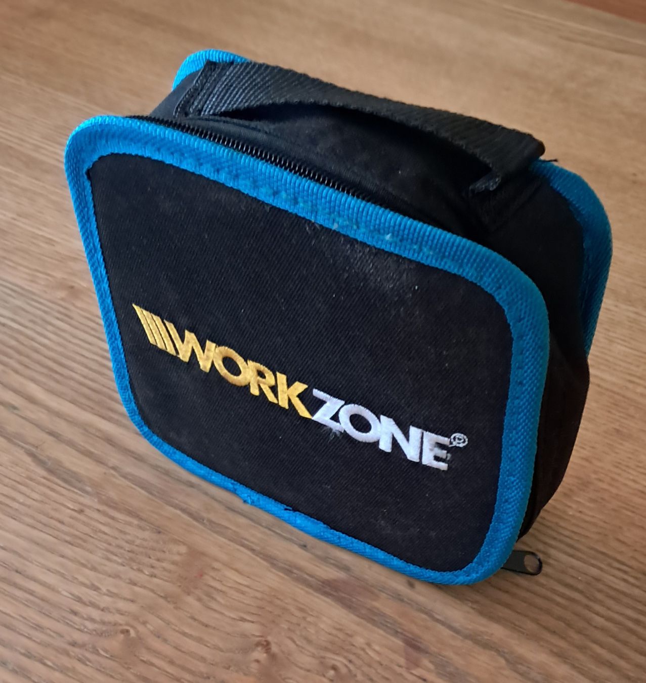 Tutti gli attrezzi: Workzone Akku- Schraubendreher Set – Usato da Adlikon b. Andelfingen venduto da Kraemse