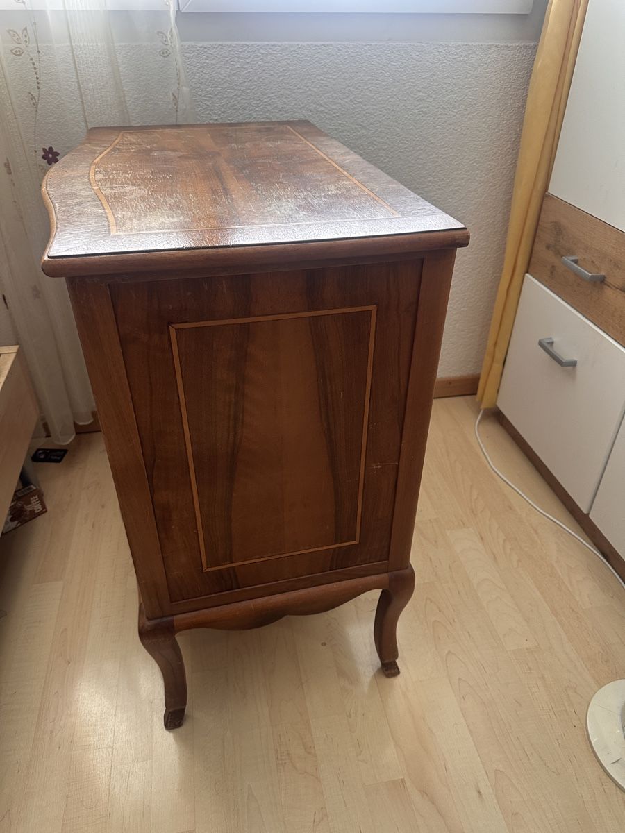 Cassettiere: Holzkommode mit drei Schubladen antik  – Usato da Dübendorf venduto da baltistar 2
