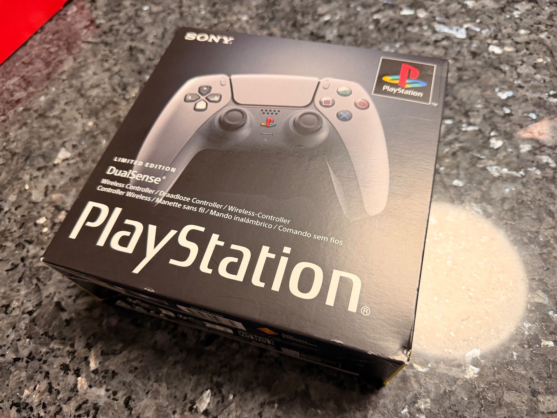 Sony Controller: Sony PlayStation DualSense Controller 30th Anniversary NEU – Neu und originalverpackt aus Othmarsingen von RevolverheldOW