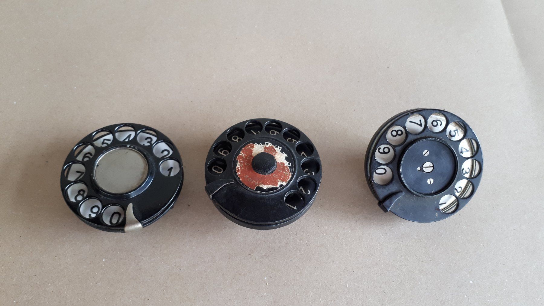 Téléphones: Wählscheiben Konvolut – Défectueux à Madiswil par 20gls 7