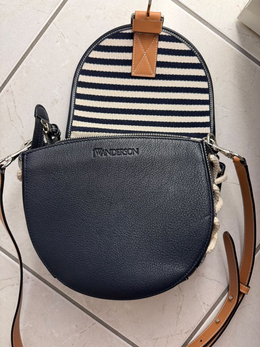 Jw Anderson Taschen für Damen: JW Anderson Tasche – Gebraucht aus Basel von lau_lks8