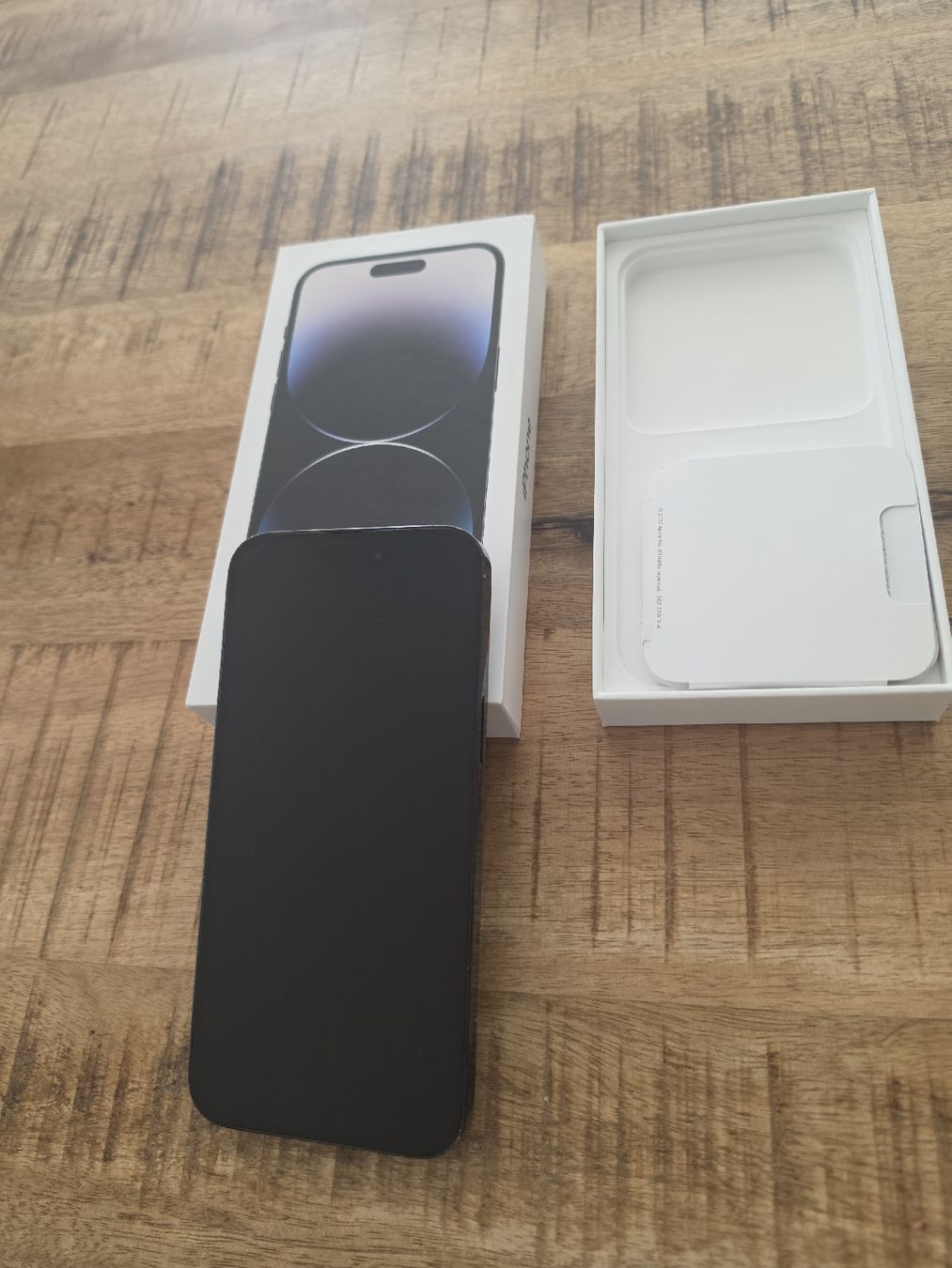 Apple Telefoni cellulari / Smartphones: iPhone 14 Pro Max, Space Black, 256GB – Usato da Wichtrach venduto da Corny1 1