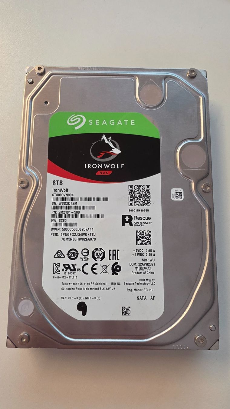 Seagate Disques durs: 8TB HDD Seagate Ironwolf NAS – D'occasion à Künten par Thozogg