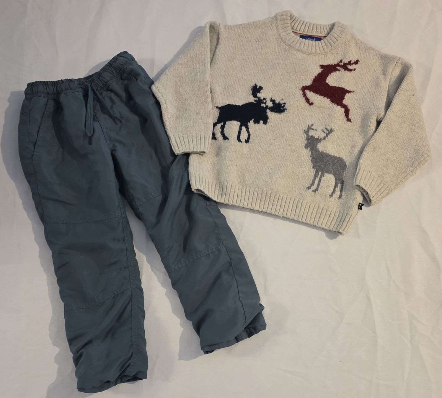 Lotti & Set di vestiti: Kinder Pullover und Thermohose Grösse 116  – Usato da Hermrigen venduto da R20121989