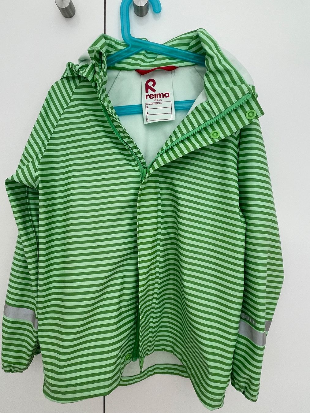 Reima Giacche & Cappotti: Reima Regenjacke Gr. 128 – Usato da Zürich venduto da Elodie_s