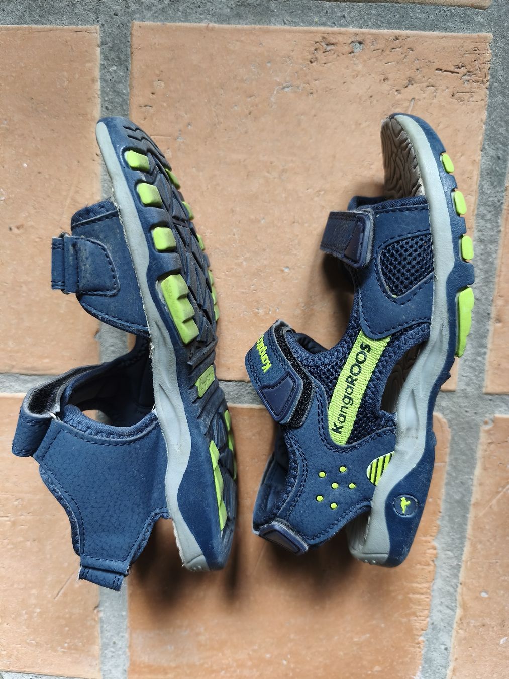 Scarpe per ragazzi: Kinder Sandalen Kangaroos Grösse 34 – Usato da Ammerzwil BE venduto da Consuelo01 3