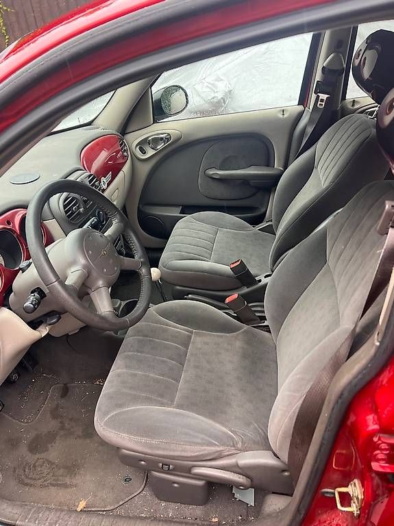 Automobili: Vend PT Cruiser  – Usato da Cartigny venduto da est_9bhx 3