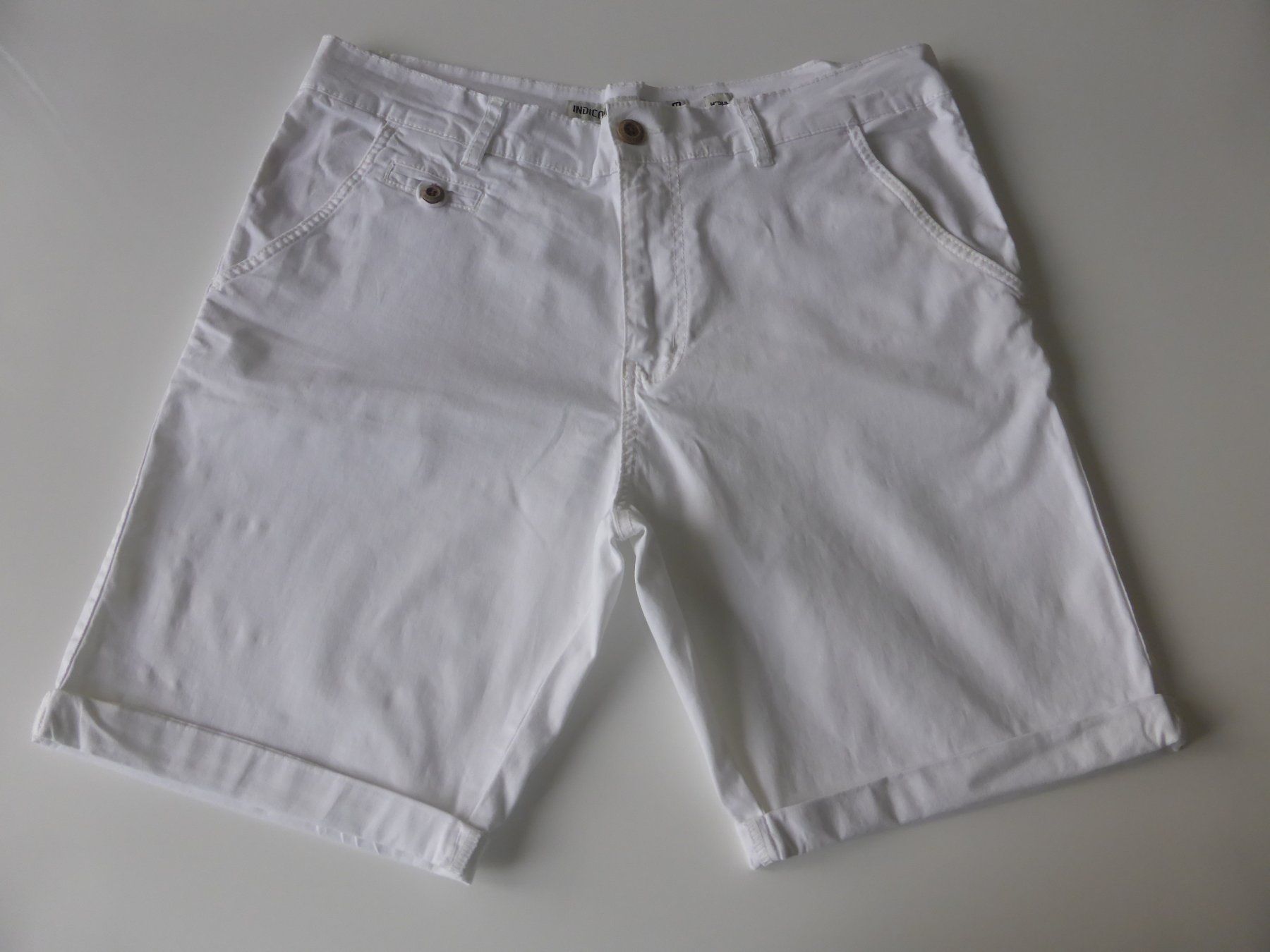 Pantaloni: Herren Shorts weiss Gr. M – Nuovo (secondo la descrizione) da Trimmis venduto da bergamo10