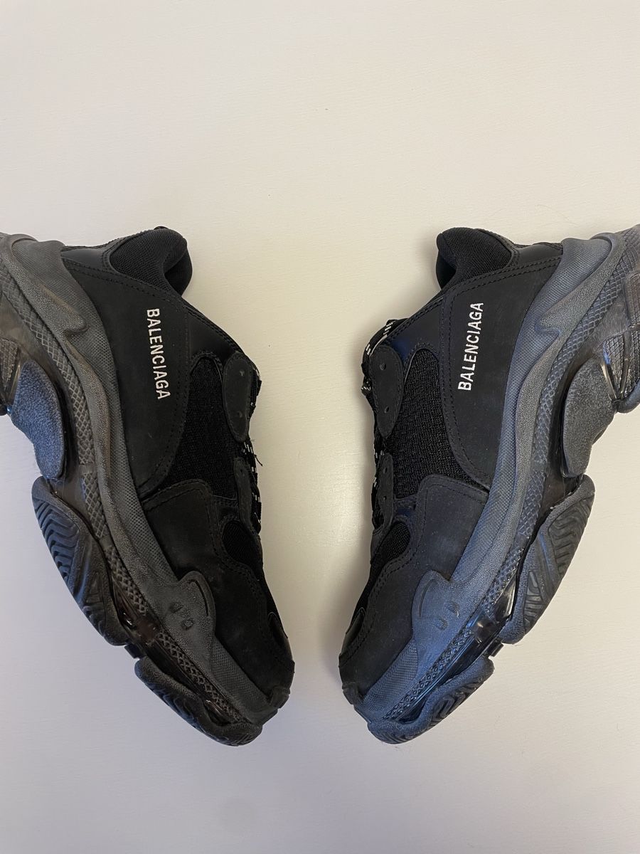 Balenciaga Scarpe da uomo: Balenciaga Triple S Black – Usato da Wünnewil venduto da FlavioMGK 2