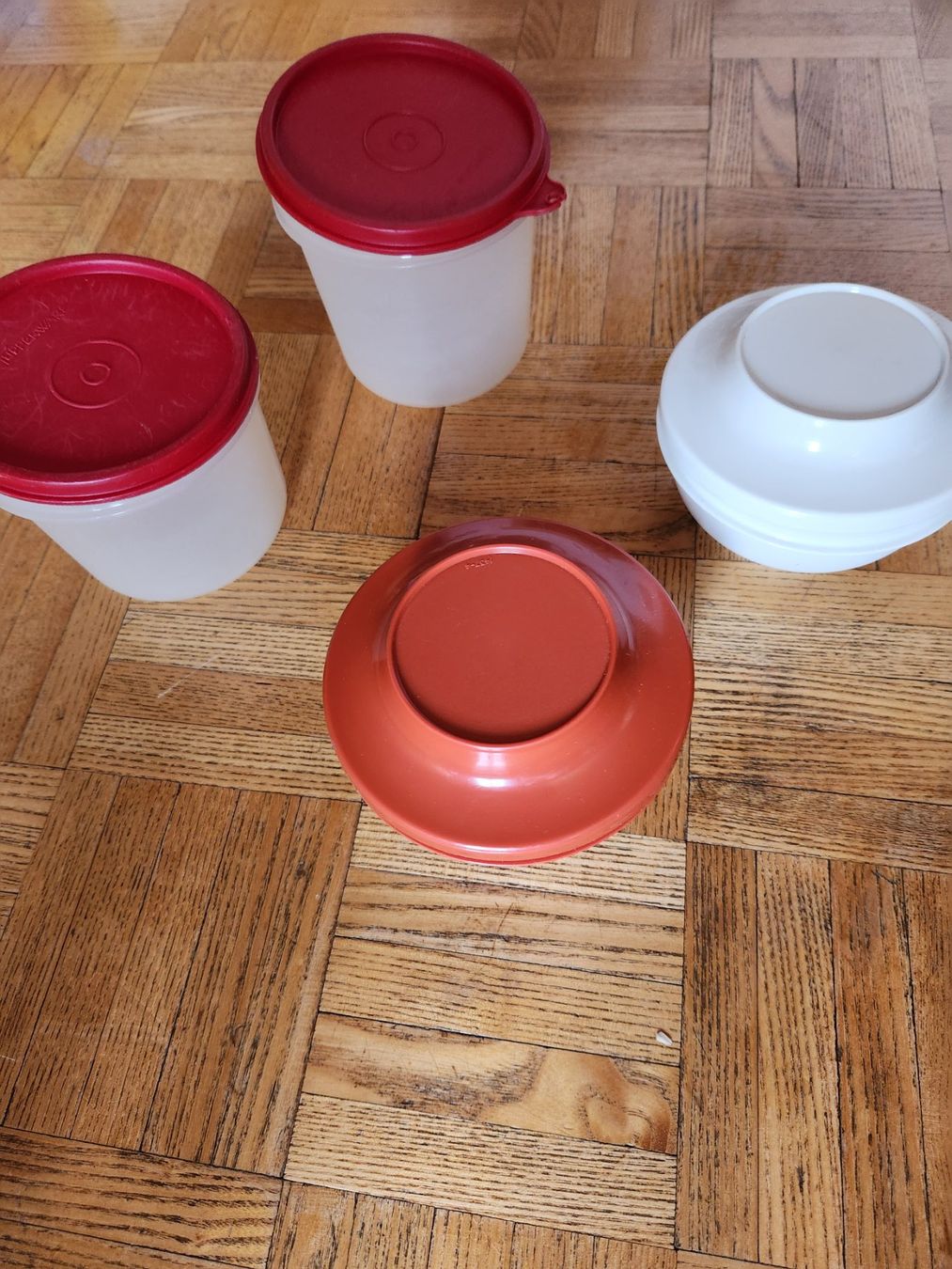 Tupperware Contenitori & Simili: Tupperware dichte Behälter 550ml, 650ml, 2x ca. 500ml – Usato da Gstaad venduto da Meiel2020 1