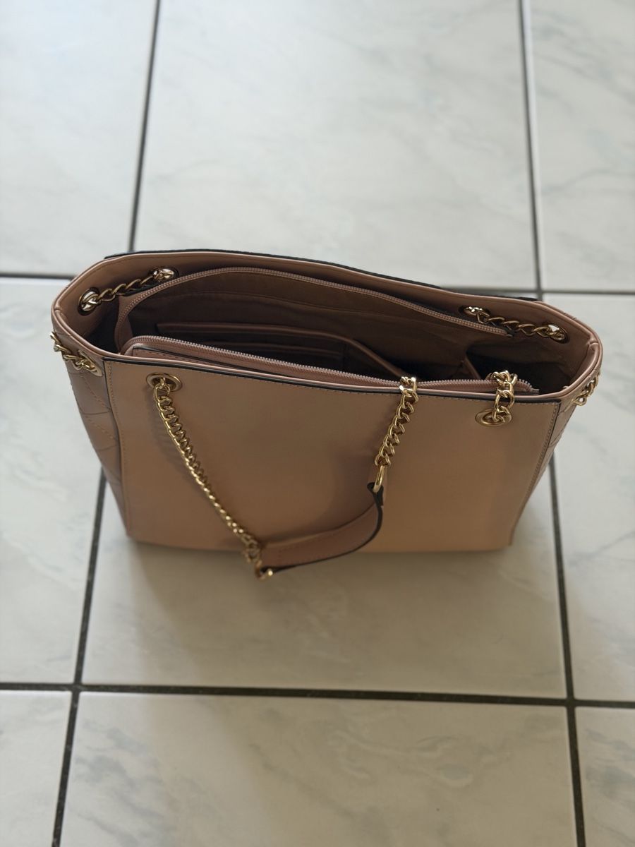 Guess Sacs femmes: Borsa Guess Rosa Donna – Neuf (Voir description) à Origlio par sim_5ld6 2