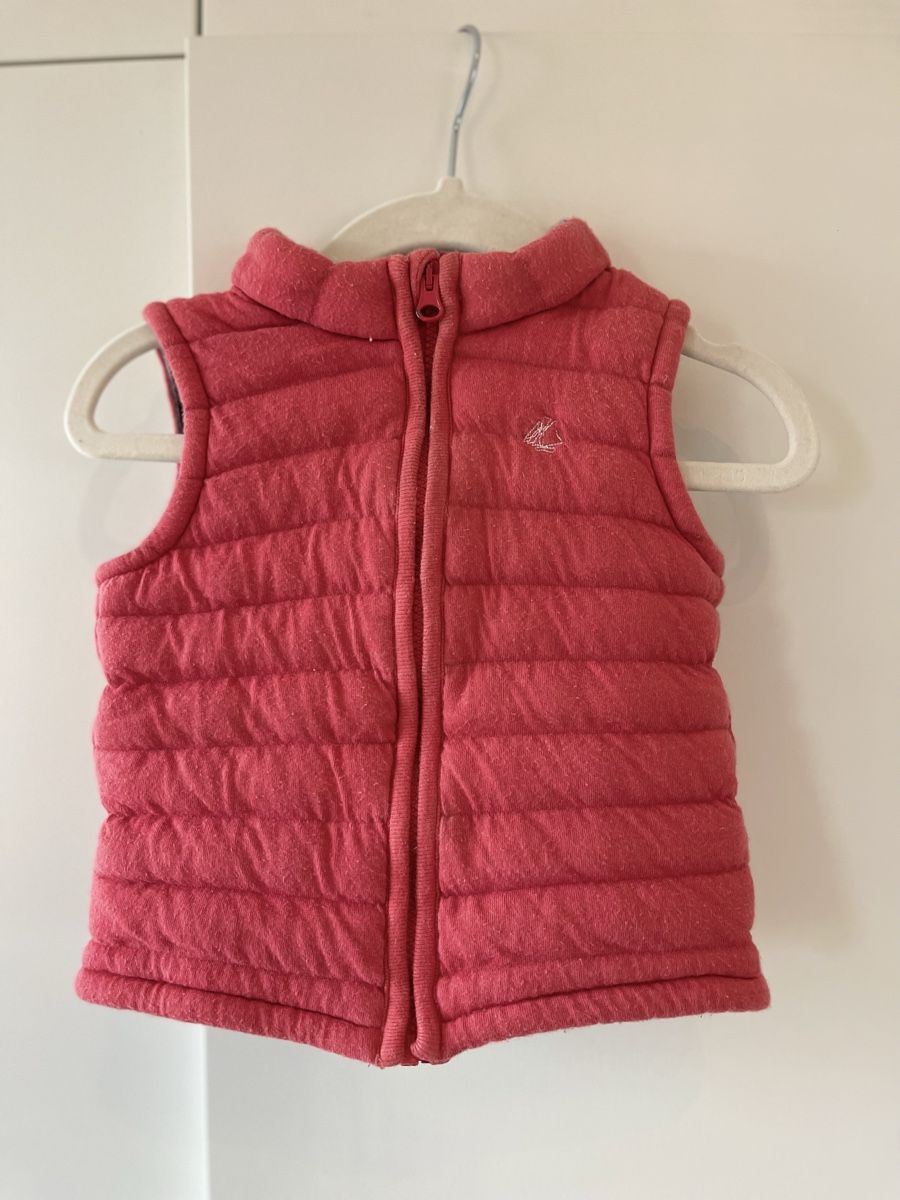 Petit Bateau Lotti & Set di vestiti: Petit Bateau Set 12 Monate Weste und Oberteil – Usato da Schlieren venduto da Keluwei 2