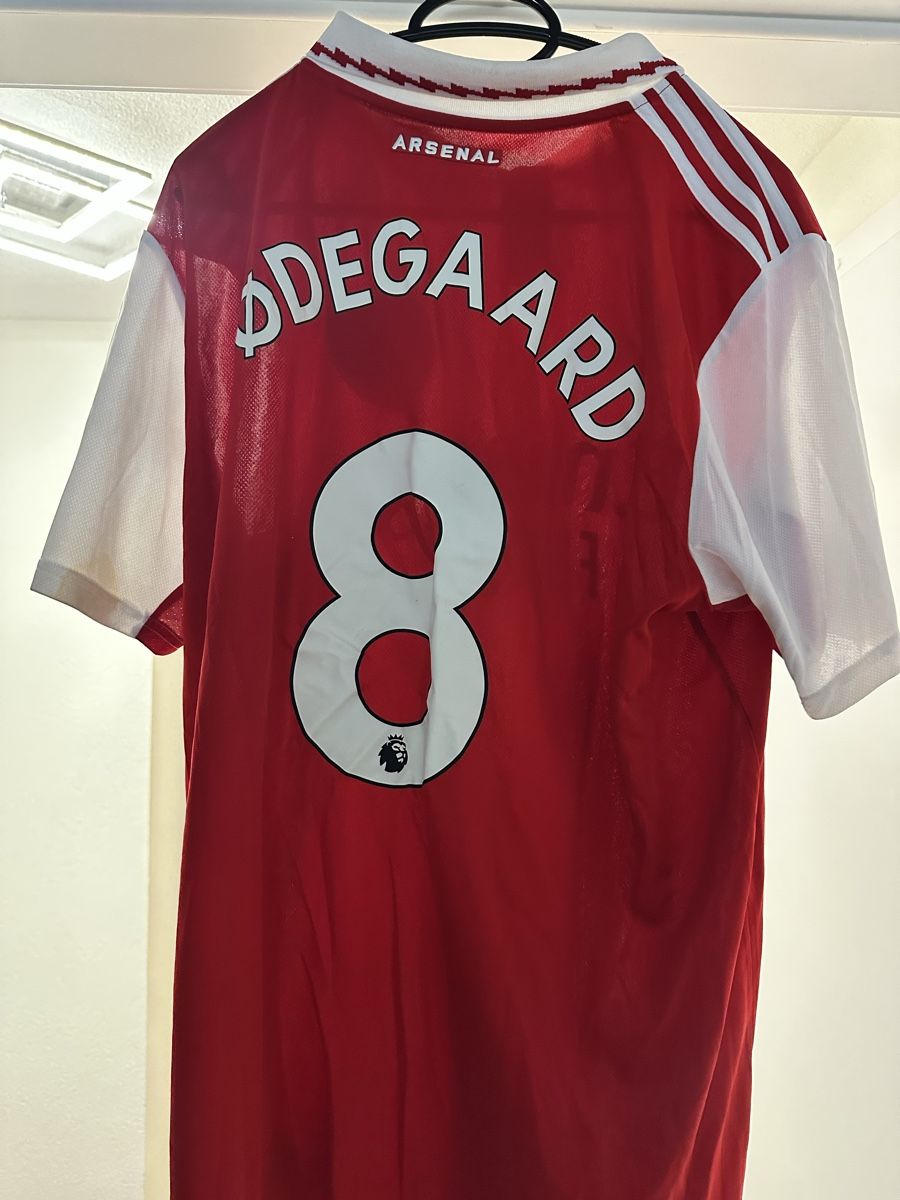 Adidas Maillots de corps & Pantalons: Maillot odegaard Arsenal XL – Neuf (Voir description) à Grancy par arn_lmj6 1