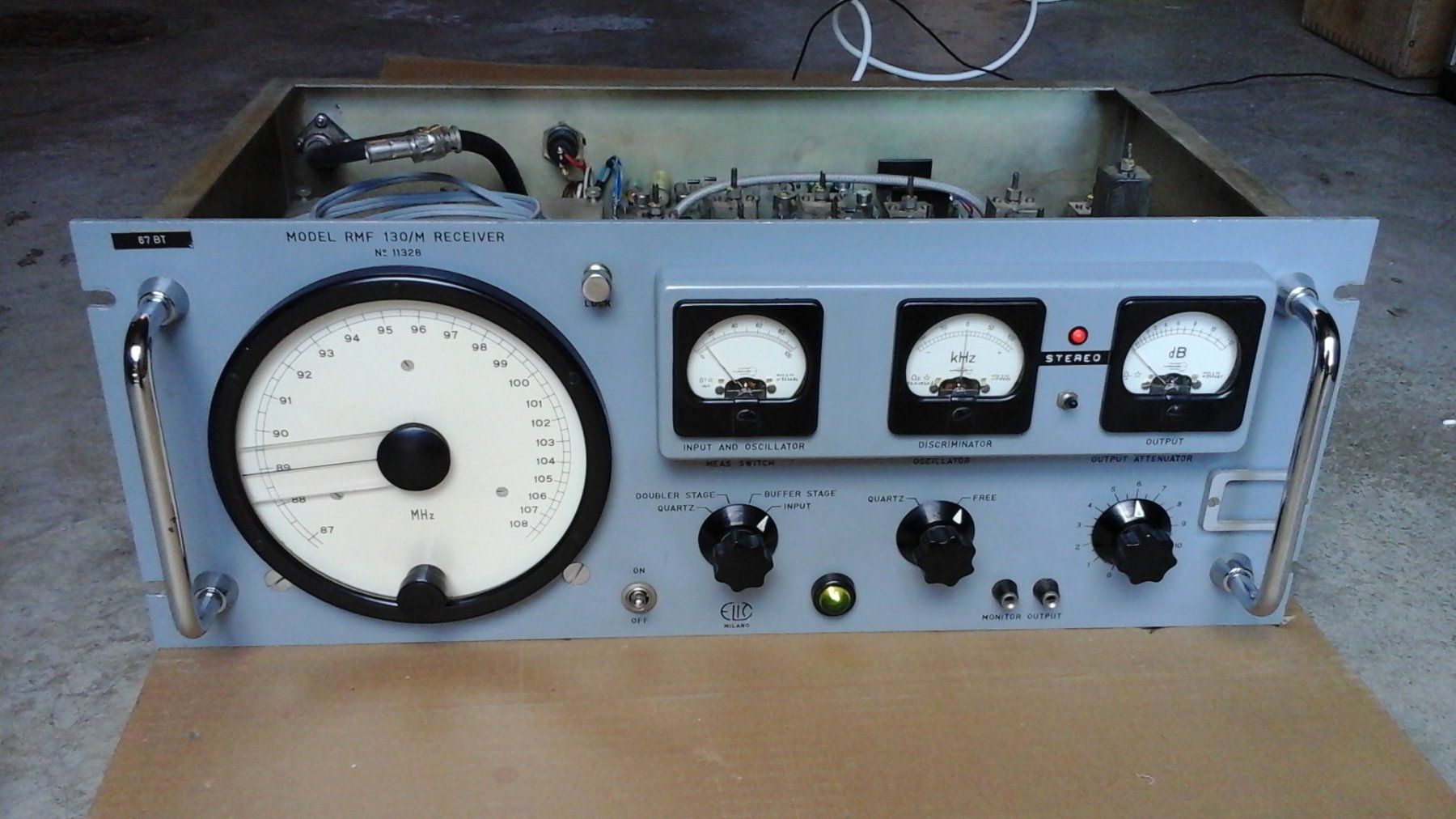 Radios: Model RMF 130/M UKW Receiver von ELIT Milano – Gebraucht aus Farnern von Radiovox
