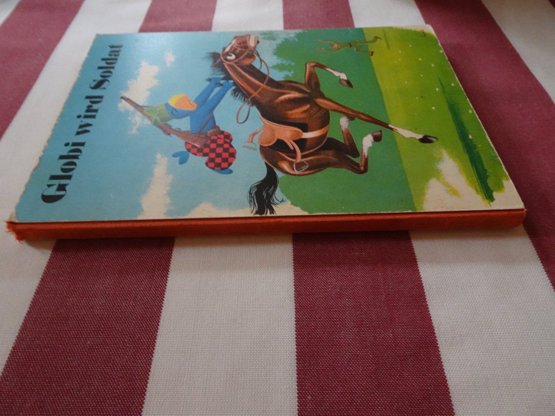 Fumetti: Globi wird Soldat - 6. Auflage von 1968 - G1062 – Usato da Küssnacht am Rigi venduto da Bookslove 7
