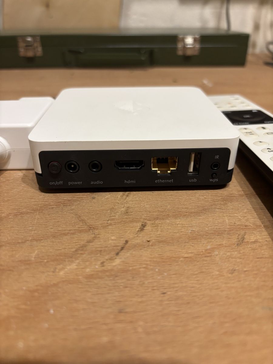 Swisscom Audio- & Mediensysteme: Swisscom TV Box – Gebraucht aus Ebertswil von Knuet 1