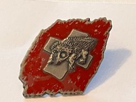 1 Pin Igel auf Schweizer Fahne