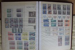 Sammlung Lichtenstein in rotem Album