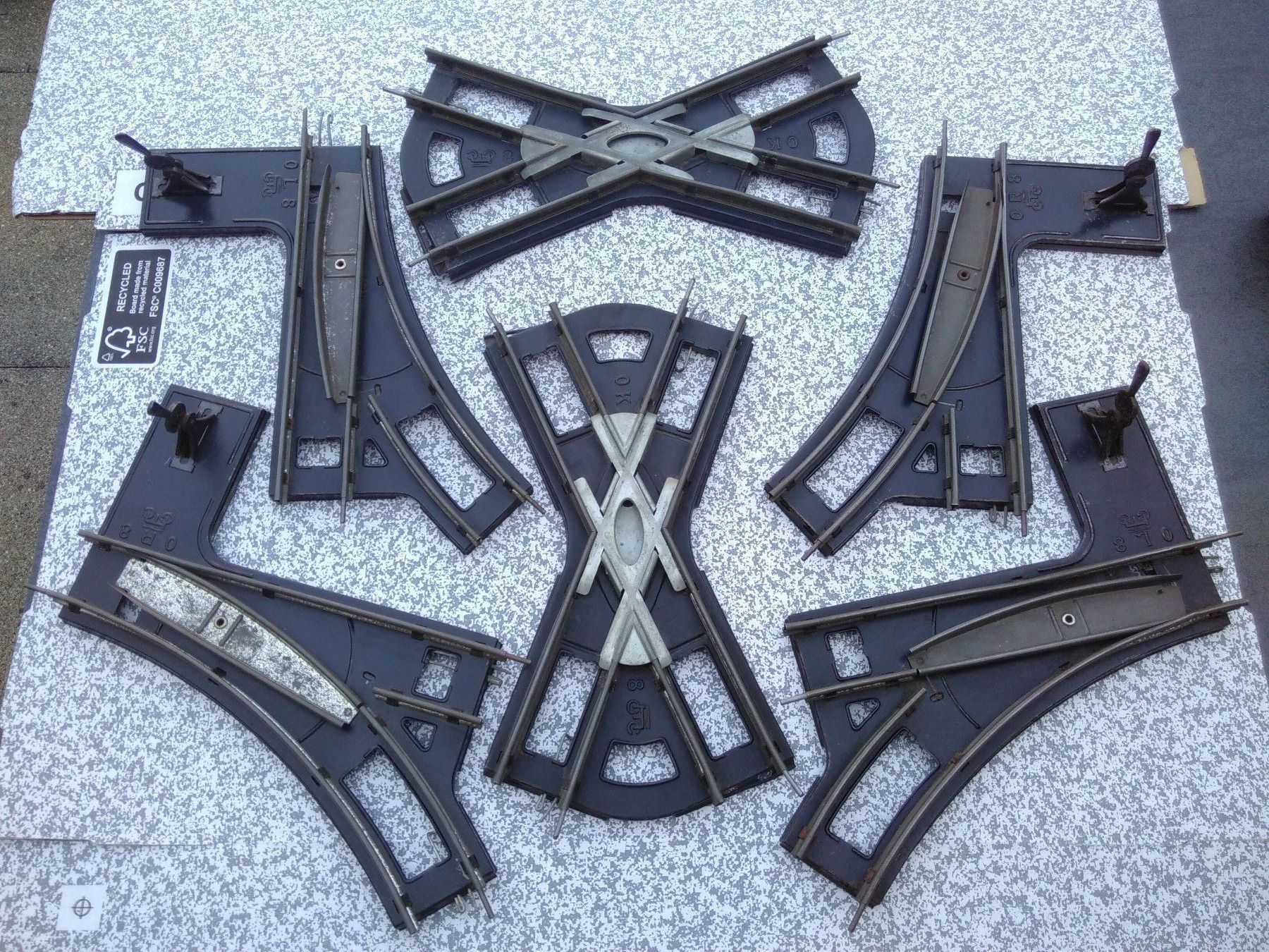 Märklin Modellini di ferrovie: MÄRKLIN Kreuzungen und Weichen Spur 0 – Usato da Münchenstein venduto da Tortilla