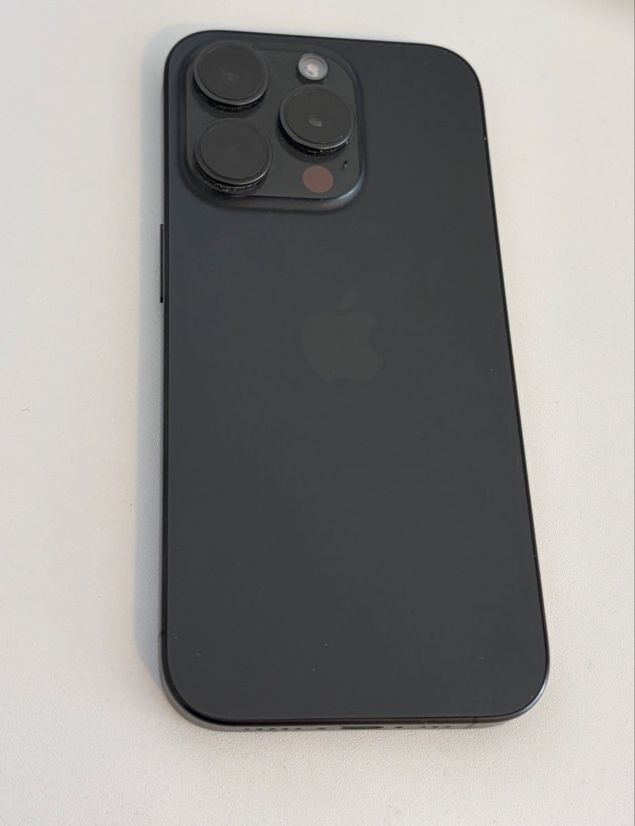 Apple Handys / Smartphones: Iphone 15 Pro 256GB Purple – Gebraucht aus Zürich von Skynet58 2