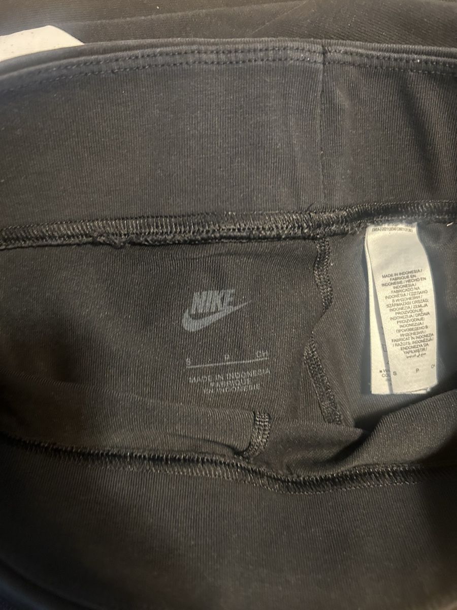 Leggings: Nike Leggings Gr. S – Usato da Schliern b. Köniz venduto da Zeus31 1