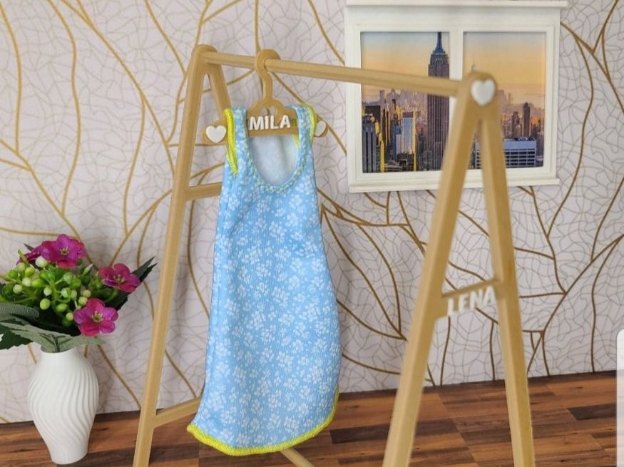 Bambole: Personalisierte Kleiderbügel für Barbie- oder Simba - 12 Stk – Nuovo (secondo la descrizione) da Schlieren venduto da Alena020_0 2