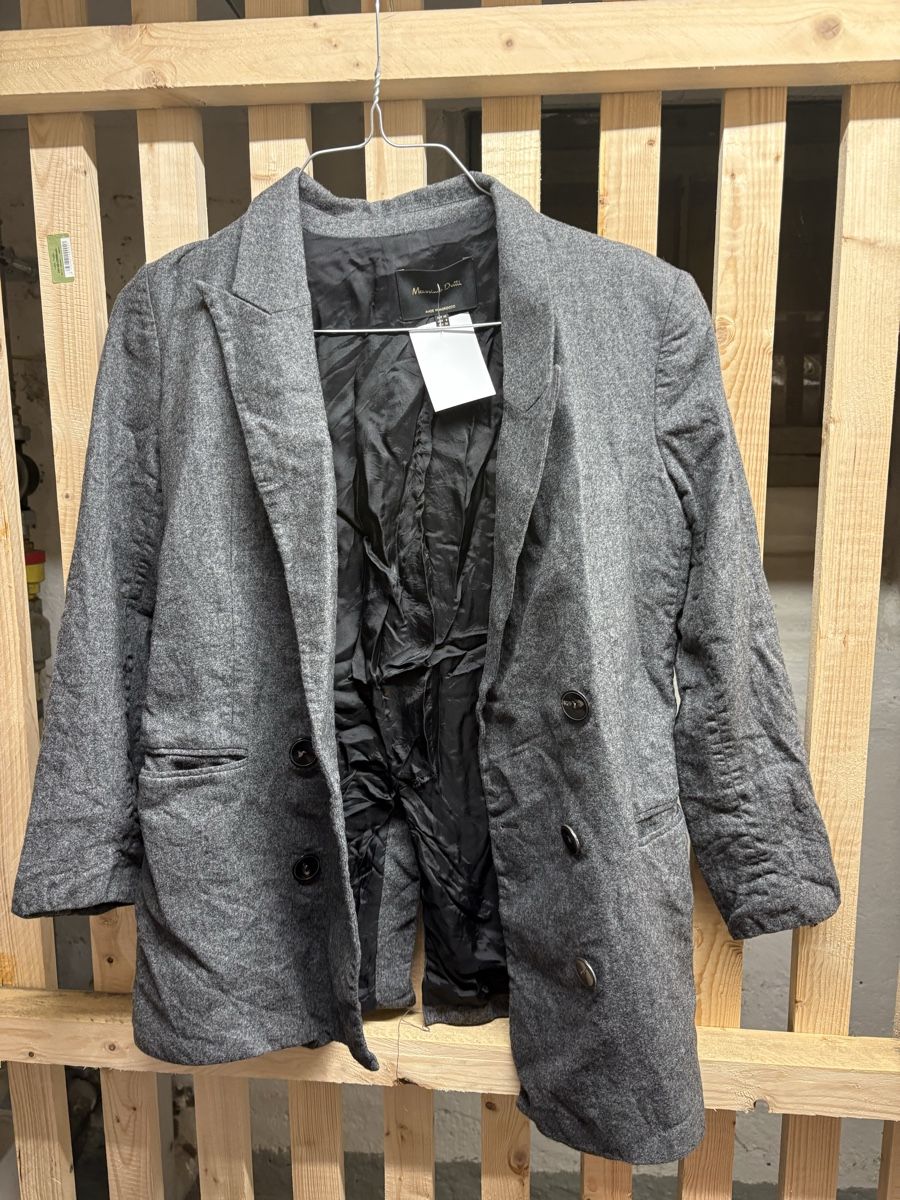 Lotti di vestiti: Kleiderpaket Oberteile M - ZARA MASSIMO DUTTI – Usato da Zürich venduto da chloe26 3