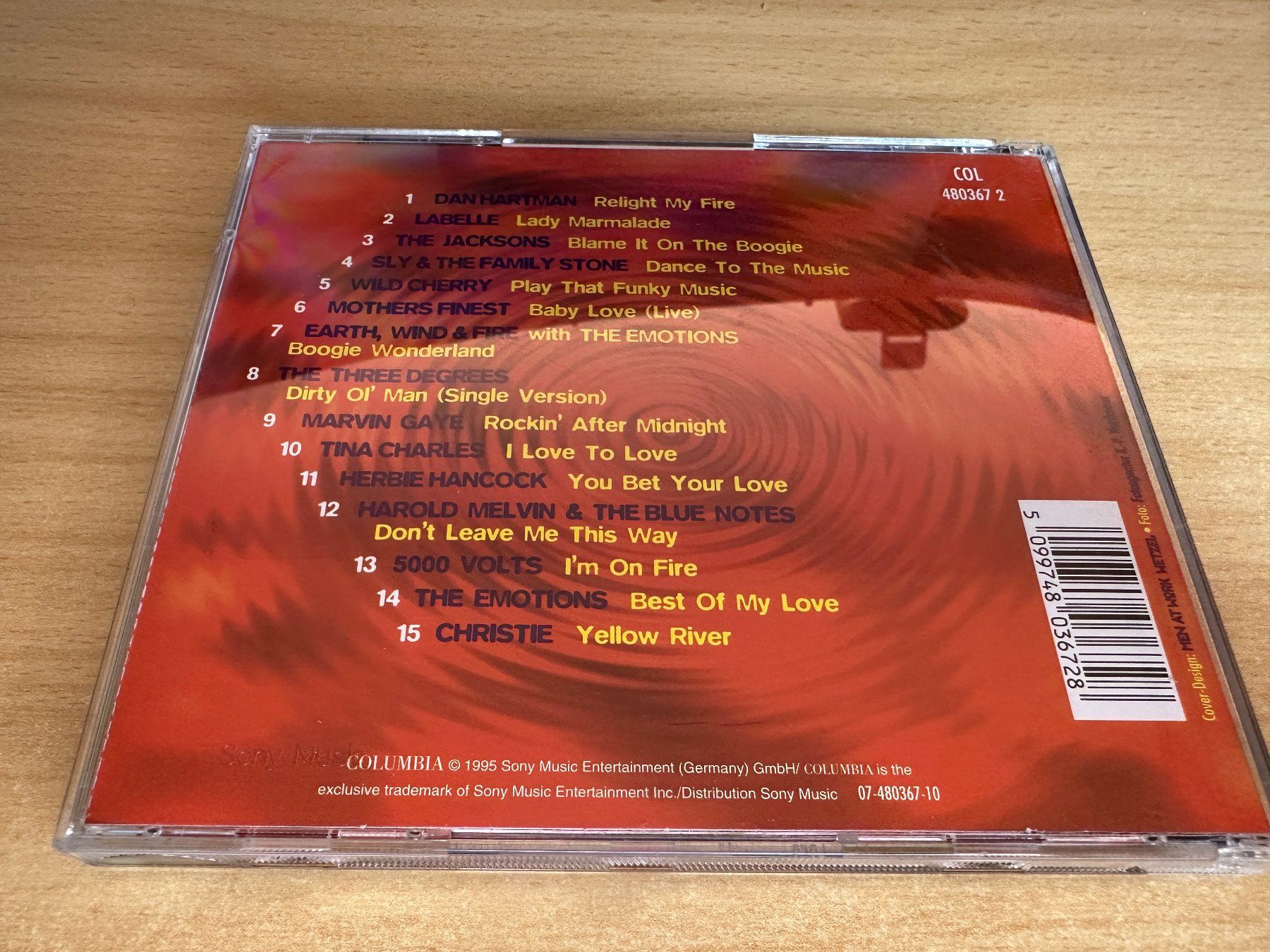 CD: F6 Various - Dancing Through the 70s – Usato da Rikon im Tösstal venduto da Alpenmutz 1